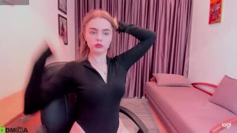 velora_vyxen online show from October 2025 11:44:01 AM