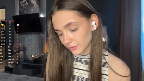 Nia online show from April 2026 03:07:01 PM