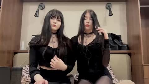 Snapshot of velvet_rose12 chatting on February 2026 01:37:01 AM velvet_rose12 online show from February 2026 01:37:01 AM