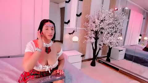 Velvet Doll  online show from October 2025 09:48:02 PM