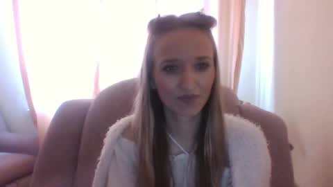 Snapshot of velvetintuition chatting on May 2026 07:35:01 AM velvetintuition online show from May 2026 07:35:01 AM