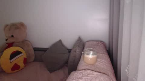 Snapshot of velvetmoon123 chatting on December 2025 05:14:01 AM velvetmoon123 online show from December 2025 05:14:01 AM