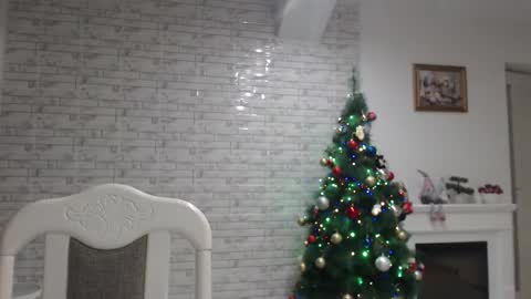 Snapshot of velvetmoon123 chatting on December 2025 07:43:01 PM velvetmoon123 online show from December 2025 07:43:01 PM