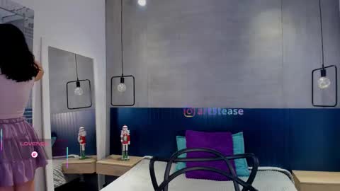 velvettease_ online show from December 2025 12:56:01 PM