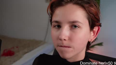 CLEOshort hair  TIna long hair  online show from December 2024 08:15:01 PM