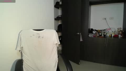 Venelope 3 online show from February 2026 02:21:01 AM