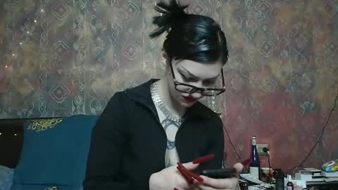 Naly online show from November 2025 12:20:01 PM