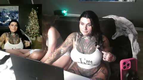 VentressInk online show from November 2025 02:09:01 AM