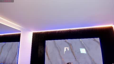 Snapshot of venus_cooperr chatting on June 2026 11:24:02 AM Venus Cooperr online show from June 2026 11:24:02 AM