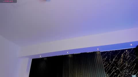 Snapshot of venus_cooperr chatting on June 2026 12:25:01 PM Venus Cooperr online show from June 2026 12:25:01 PM