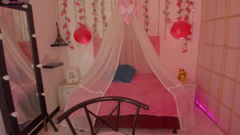 Mary online show from January 2025 01:05:01 PM