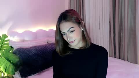 Venus Sunrise Bombshell online show from February 2026 11:24:01 AM