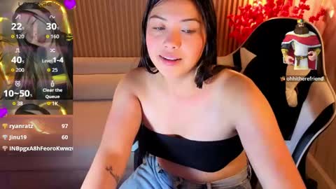 Snapshot of venus_velvet_tp chatting on April 2026 07:07:02 PM Venus online show from April 2026 07:07:02 PM