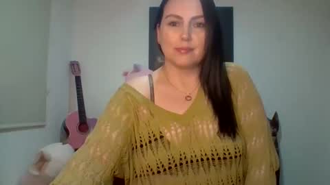 Snapshot of venusina07 chatting on May 2026 05:23:02 AM VENUSINA07 online show from May 2026 05:23:02 AM