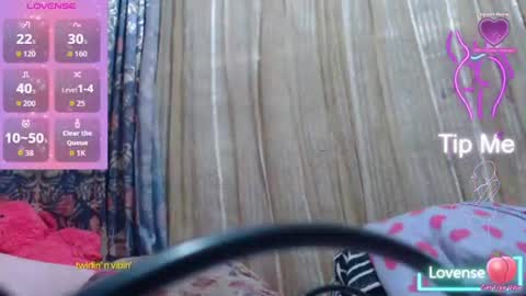 Snapshot of venuslovelatina chatting on July 2026 01:04:01 PM venuslovelatina online show from July 2026 01:04:01 PM