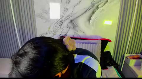 Venusowen  online show from March 2026 01:37:02 PM