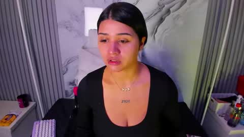 Venusowen  online show from May 2026 01:17:01 PM