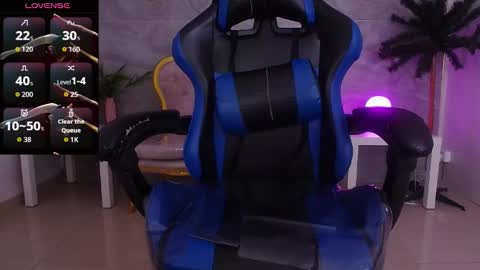 venuss online show from December 2025 01:42:01 PM