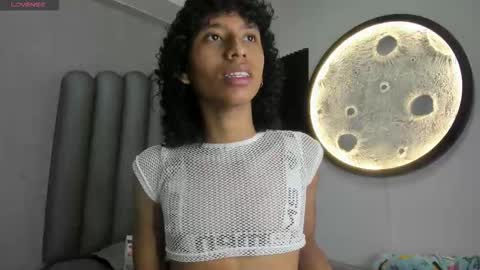 venuss_03 online show from October 2025 03:53:01 AM
