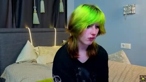 Erica online show from October 2025 08:31:02 PM