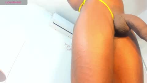 Snapshot of vera_candella chatting on September 2025 01:35:02 PM vera online show from September 2025 01:35:02 PM