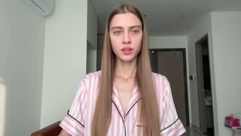 verablanc online show from April 2026 11:40:01 PM