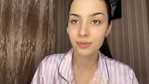 Ayla online show from April 2026 12:21:01 PM