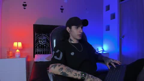 Snapshot of vergil_noir chatting on April 2026 03:22:01 AM vergil_noir online show from April 2026 03:22:01 AM
