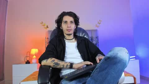 Snapshot of vergil_noir chatting on May 2026 03:46:02 AM vergil_noir online show from May 2026 03:46:02 AM