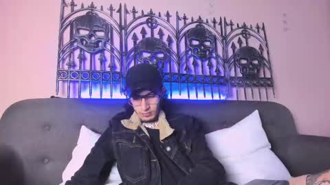 Snapshot of vergil_noir chatting on May 2026 04:10:01 AM vergil_noir online show from May 2026 04:10:01 AM