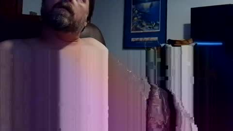 vermontguy76 online show from December 2024 07:00:01 PM