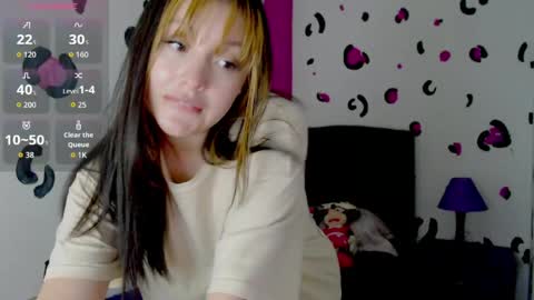 Verinica online show from May 2026 01:09:02 PM
