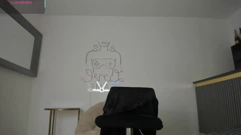 veronica online show from October 2025 10:59:02 PM