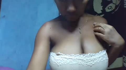 verolla31 online show from January 2025 02:09:01 PM