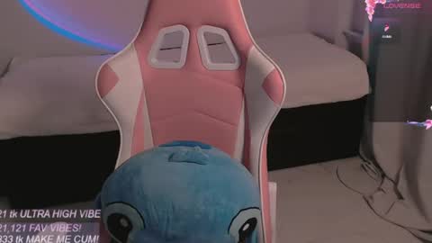 Tiffany online show from April 2026 05:17:02 PM