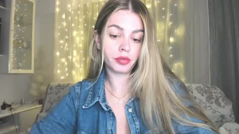 Lolitalolz online show from February 2026 07:21:01 PM