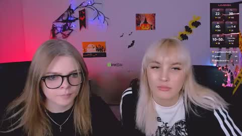 Ronni online show from October 2025 08:31:01 PM