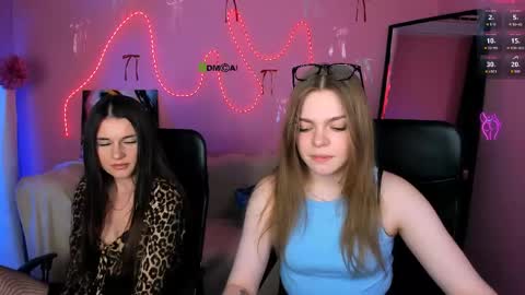 Ronni online show from April 2026 07:08:02 PM