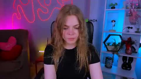 Snapshot of veronica_bubble chatting on July 2026 07:08:02 PM Ronni online show from July 2026 07:08:02 PM