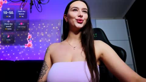 Veronica online show from April 2026 06:57:01 PM