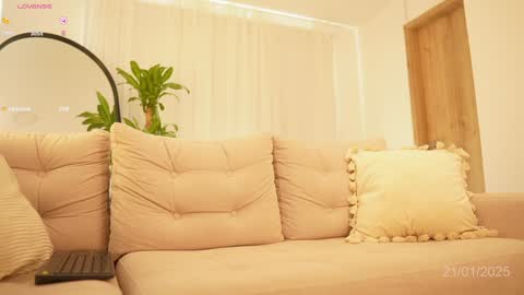 Veronica online show from January 2025 02:37:01 PM