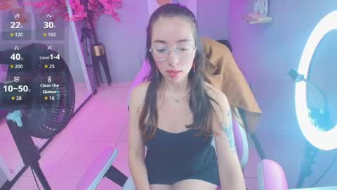 Snapshot of veronica_miiller chatting on May 2026 07:52:02 PM veronica online show from May 2026 07:52:02 PM