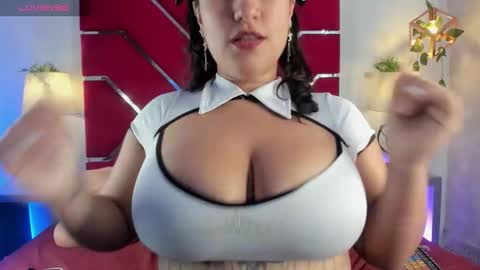 Veronica Olson online show from November 2025 02:43:01 AM