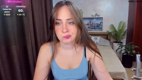 Snapshot of veronicafreman chatting on December 2024 12:35:01 PM Veronica online show from December 2024 12:35:01 PM