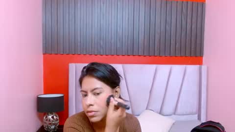 Veronica Robles online show from June 2026 07:02:02 PM