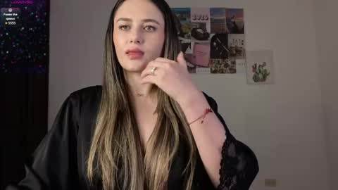 Snapshot of veronika__winslow_ chatting on June 2026 05:21:01 AM Vero online show from June 2026 05:21:01 AM