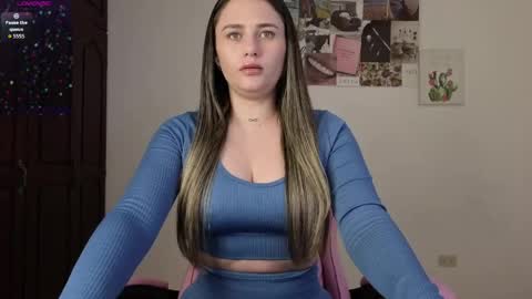 Snapshot of veronika__winslow_ chatting on June 2026 05:56:01 AM Vero online show from June 2026 05:56:01 AM