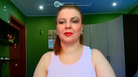 Snapshot of veronikawgold chatting on June 2026 11:30:02 AM VeronikawGold online show from June 2026 11:30:02 AM