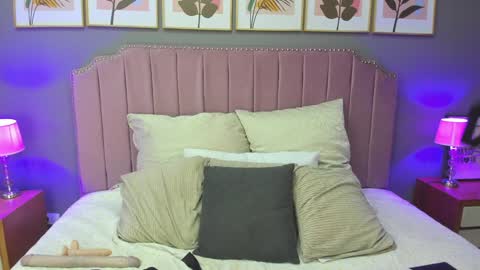 Snapshot of veronnica_fox chatting on January 2025 06:20:02 PM Veronica online show from January 2025 06:20:02 PM