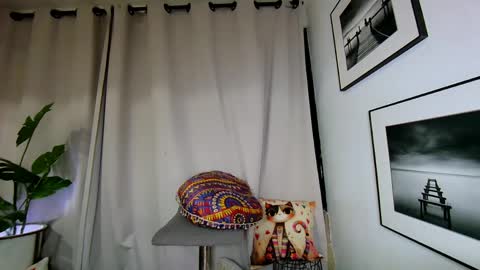 Snapshot of veronnika_hill chatting on March 2026 04:01:01 AM veronica online show from March 2026 04:01:01 AM